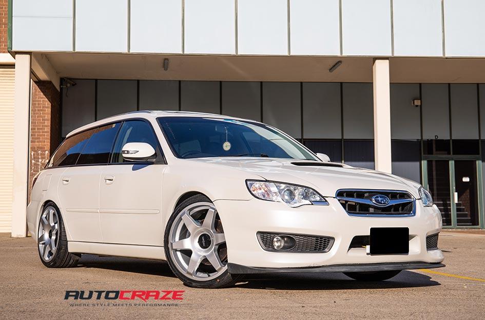 SUBARU OUTBACK SIX SILVER